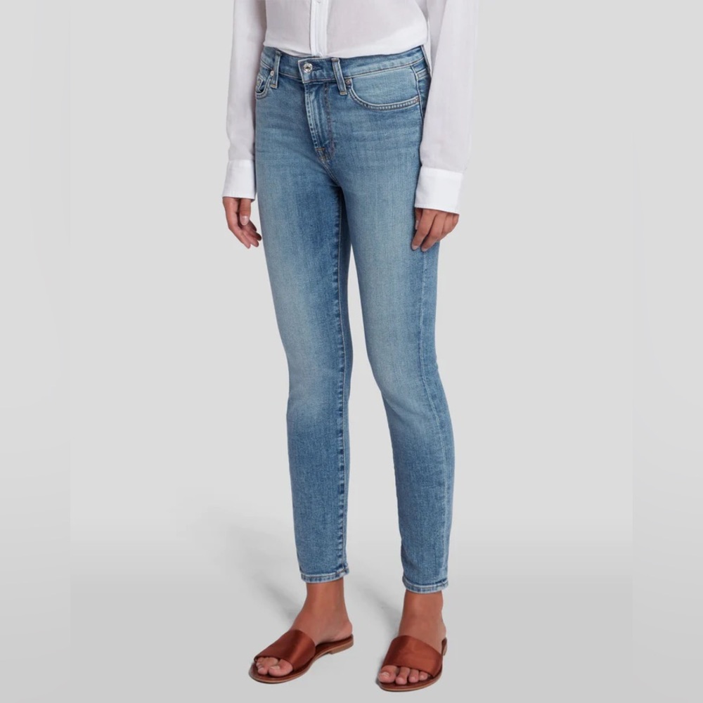 Women’s 7 for All Mankind THE ANKLE SKINNY. Brand new. Size 27.